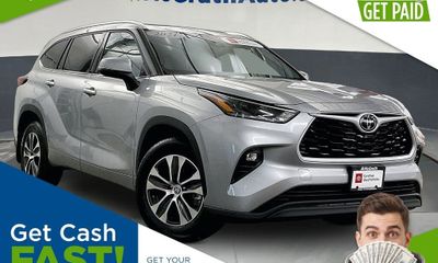 2021 Toyota Highlander XLE NAV