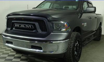 2019 Ram 1500 SLT