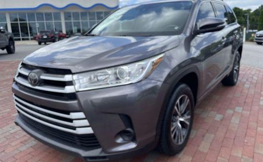 2018 Toyota Highlander LE