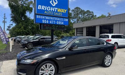 2017 Jaguar XF Premium
