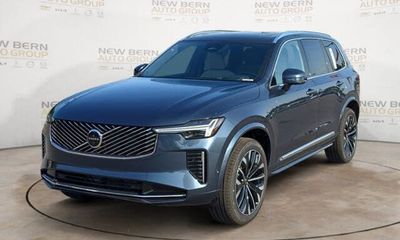 2026 Volvo XC90 Ultra Bright