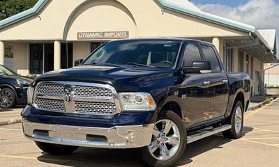 2015 Ram 1500 SLT