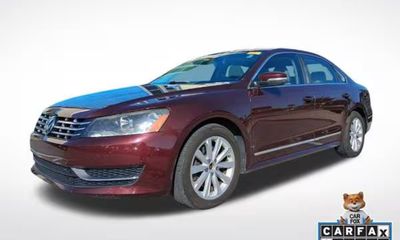 2013 Volkswagen Passat SEL