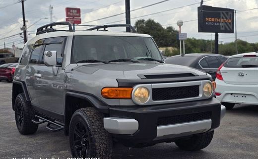 2010 Toyota FJ Cruiser