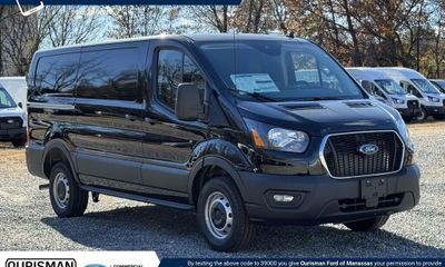2025 Ford Transit LOW Roof