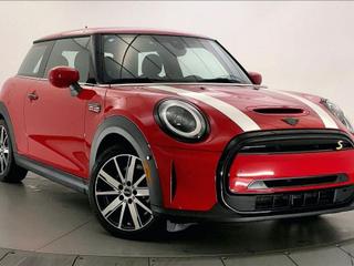2024 Mini Hardtop SE Hatchback