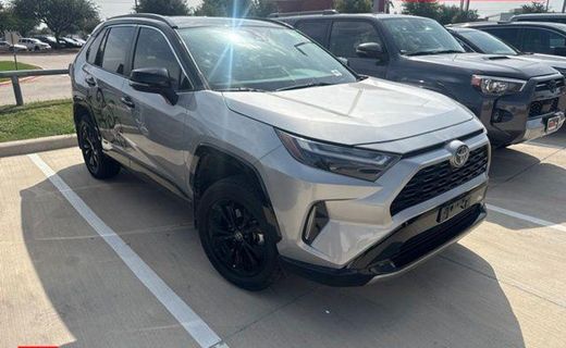 2023 Toyota RAV4 XSE