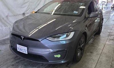 2023 Tesla Model X