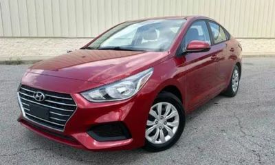 2020 Hyundai Accent SE AND SEL