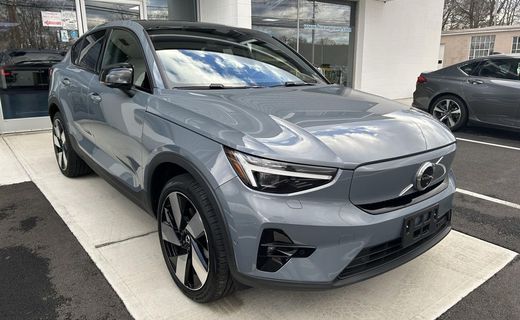 2023 Volvo C40 Ultimate Dark