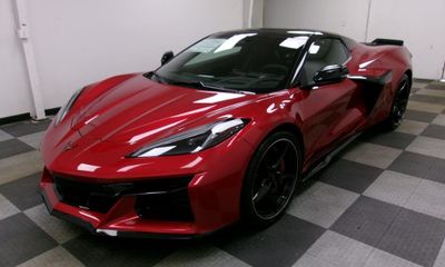 2026 Chevrolet Corvette E RAY 2LZ