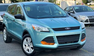 2013 Ford Escape S