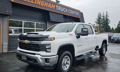 2024 Chevrolet Silverado HD LT