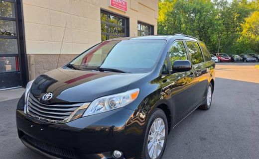 2014 Toyota Sienna XLE
