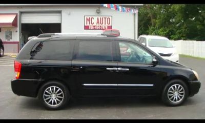 2011 Kia Sedona GLS Middle Grade