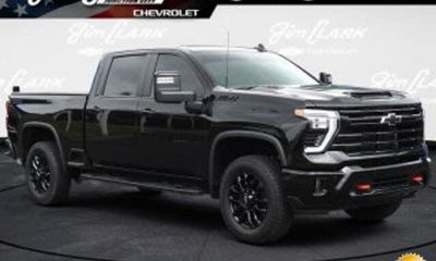 2025 Chevrolet Silverado HD High Country