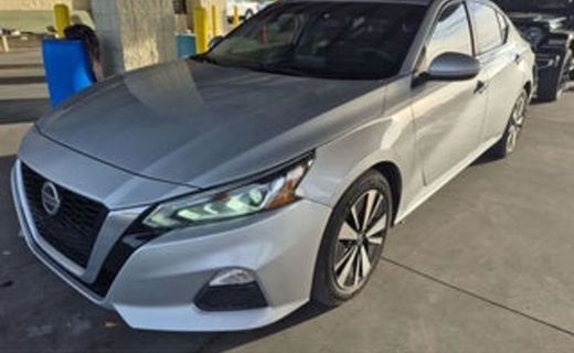 2021 Nissan Altima SV