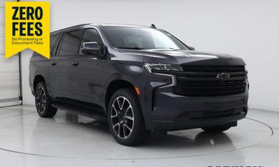 2023 Chevrolet Suburban RST