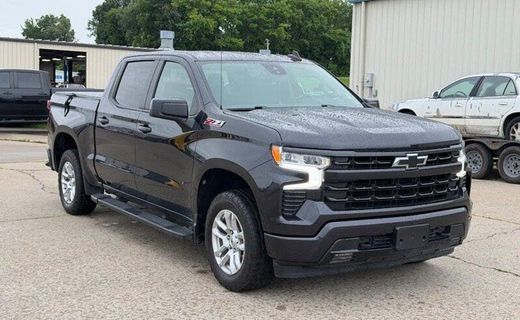 2022 Chevrolet Silverado RST