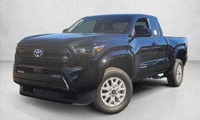 2026 Toyota Tacoma SR5 Xtracab
