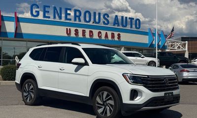 2024 Volkswagen Atlas 4MOTION SE