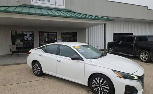 2024 Nissan Altima SV