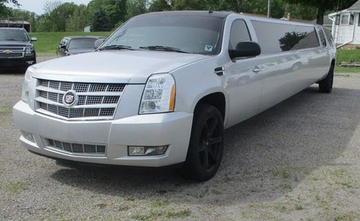 2011 Chevrolet Suburban LS