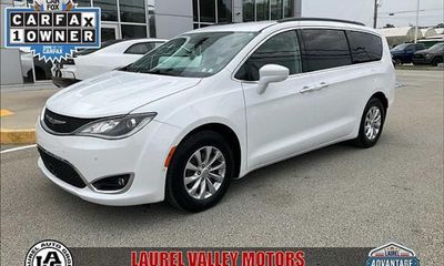 2019 Chrysler Pacifica Touring Plus