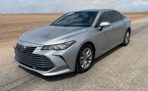 2020 Toyota Avalon Package