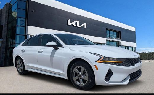 2022 Kia K5 LXS