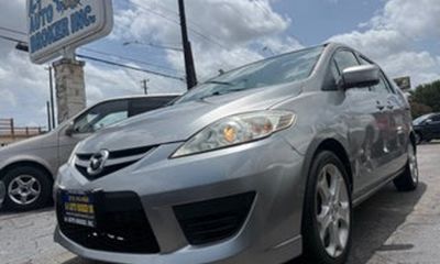 2010 Mazda MAZDA5 Sport