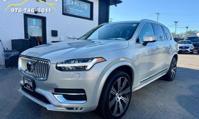 2022 Volvo XC90 Inscription