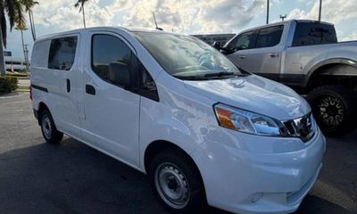 2020 Nissan NV200 2 5S