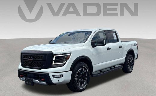 2022 Nissan Titan