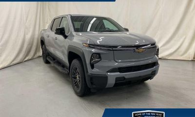 2025 Chevrolet Silverado 3LT LT