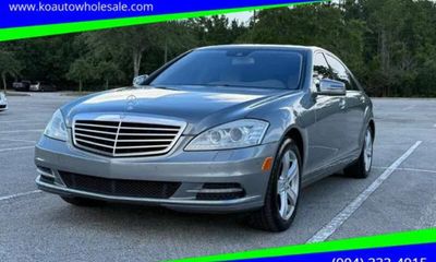 2011 Mercedes-Benz S-Class S550