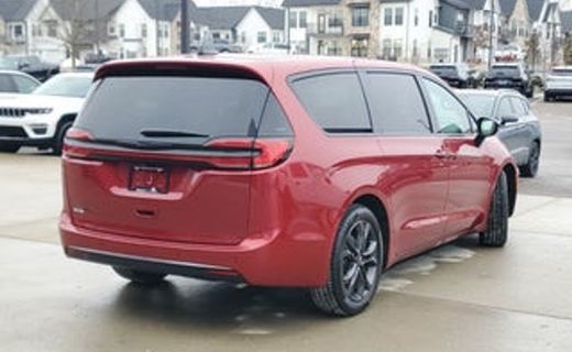 2025 Chrysler Pacifica Limited