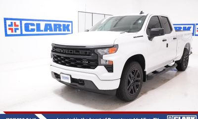 2026 Chevrolet Silverado Custom