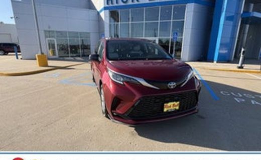 2021 Toyota Sienna XSE