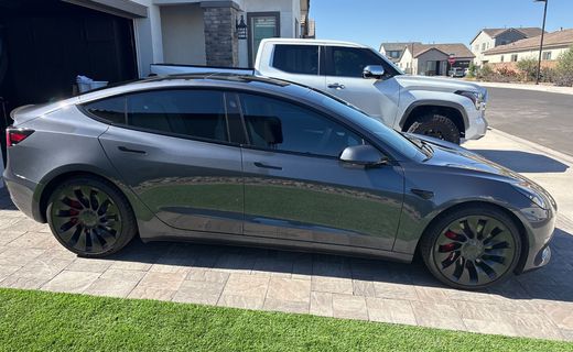 2023 Tesla Model 3 Performance