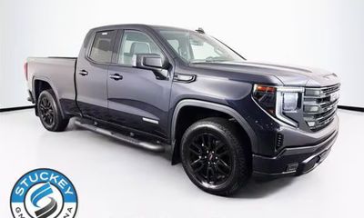 2025 GMC Sierra Elevation