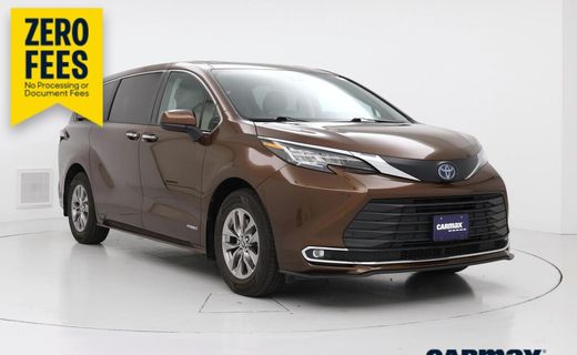 2021 Toyota Sienna XLE