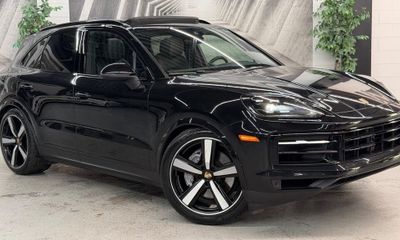 2024 Porsche Cayenne