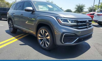 2023 Volkswagen Atlas 4Motion SEL Premium