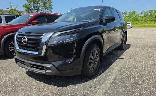 2024 Nissan Pathfinder S