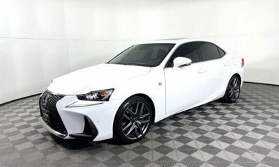 2019 Lexus IS 300