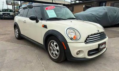2012 Mini Clubman Base