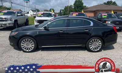 2013 Lincoln MKS