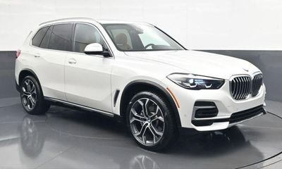 2023 BMW X5 sDrive40i