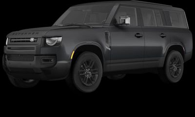 2026 Land Rover Defender 130 X Dynamic